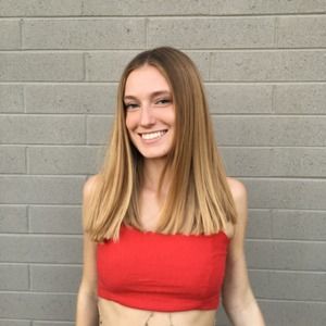 Meet your Posher, Olivia